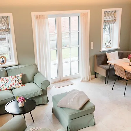 Lokelk Lunhues Hausteil 4 * Oevenum